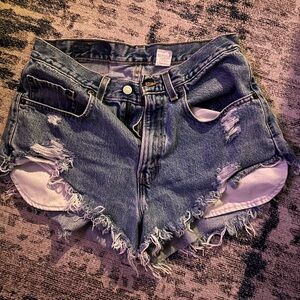 Levi’s 569 shorts